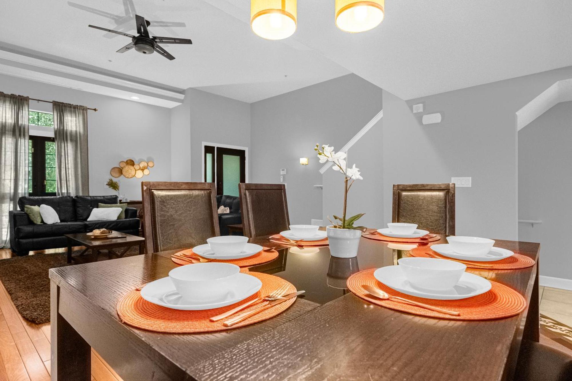 Long Weekend Escape - Townhome By Disney! ออร์ลันโด ภายนอก รูปภาพ